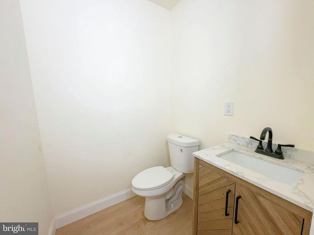 5725 13TH ST NW, Washington, DC 20011