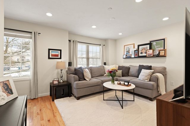 41 Boston Road 485, Billerica, MA 01862