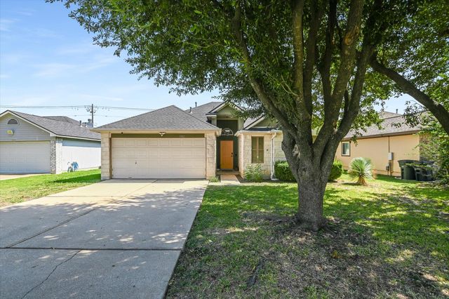 1302 Redbud LN, Leander, TX 78641