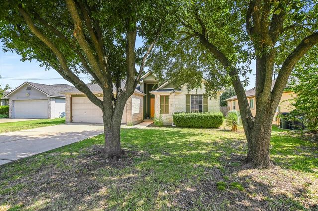 1302 Redbud LN, Leander, TX 78641