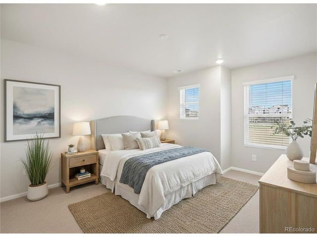 6754 Roundtail Way, Colorado Springs, CO 80925