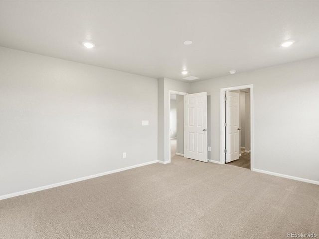 6754 Roundtail Way, Colorado Springs, CO 80925