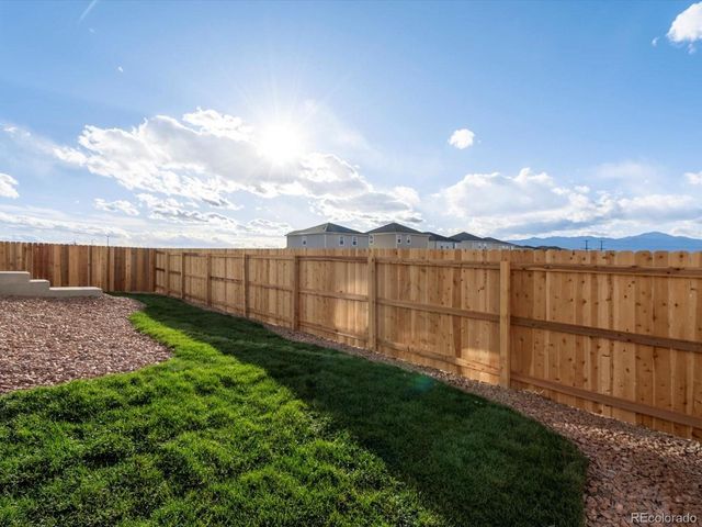 6754 Roundtail Way, Colorado Springs, CO 80925