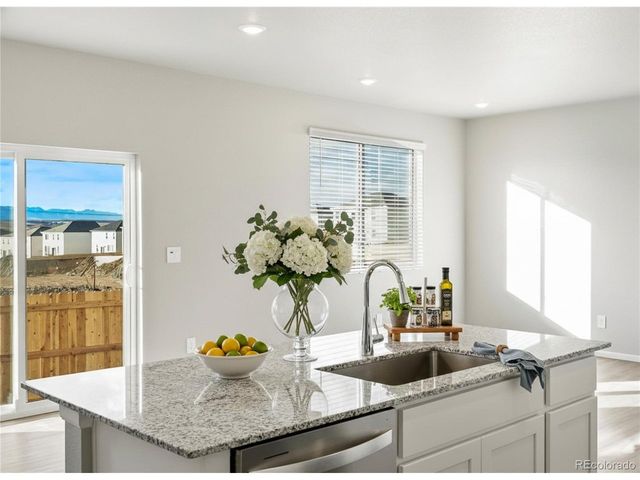 6754 Roundtail Way, Colorado Springs, CO 80925