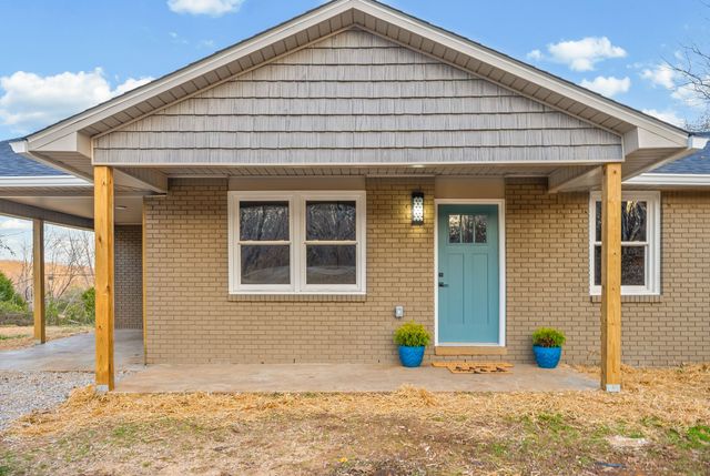 337 Fire Tower Rd, Erin, TN 37061