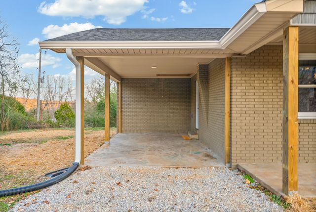 337 Fire Tower Rd, Erin, TN 37061