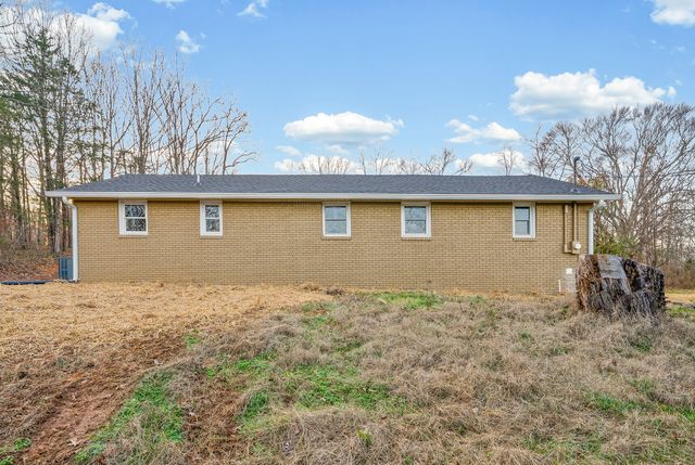 337 Fire Tower Rd, Erin, TN 37061