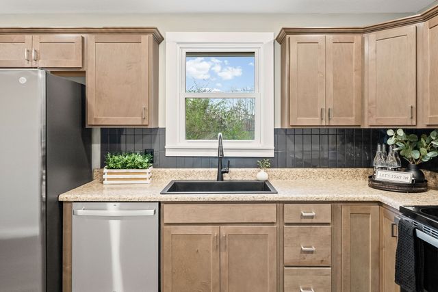 337 Fire Tower Rd, Erin, TN 37061