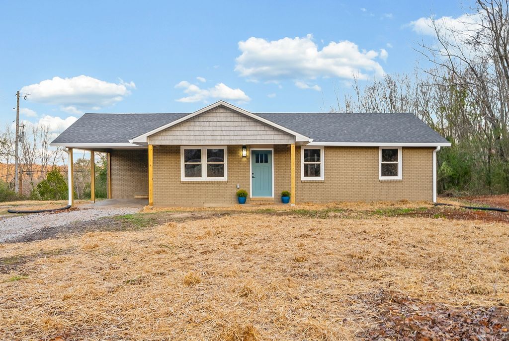 337 Fire Tower Rd, Erin, TN 37061