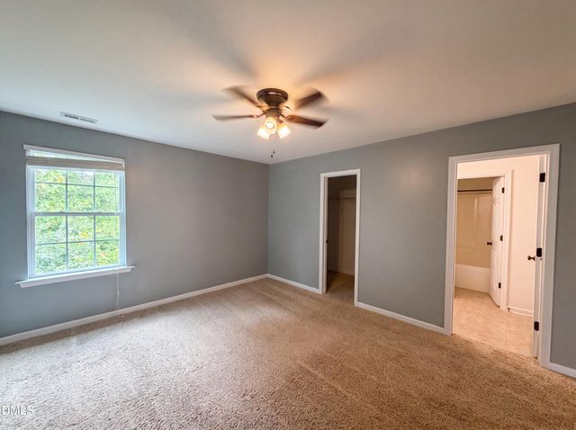320 Knollcrest Lane, Knightdale, NC 27545