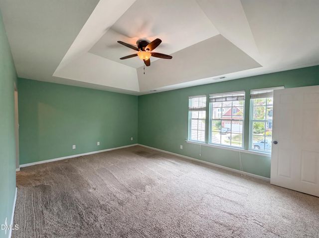 320 Knollcrest Lane, Knightdale, NC 27545