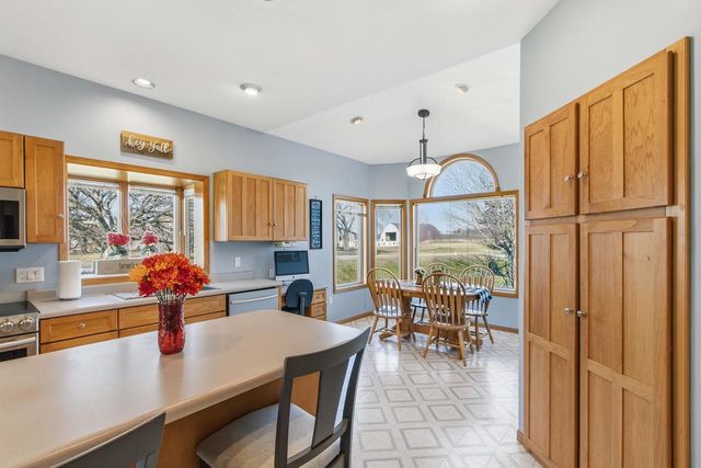 7776 US Highway 51, Deforest, WI 53532