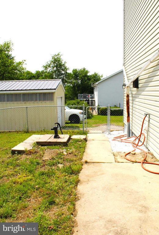 Image 17 of property listing at 550 WINIFRED RD, Cumberland, MD 21502