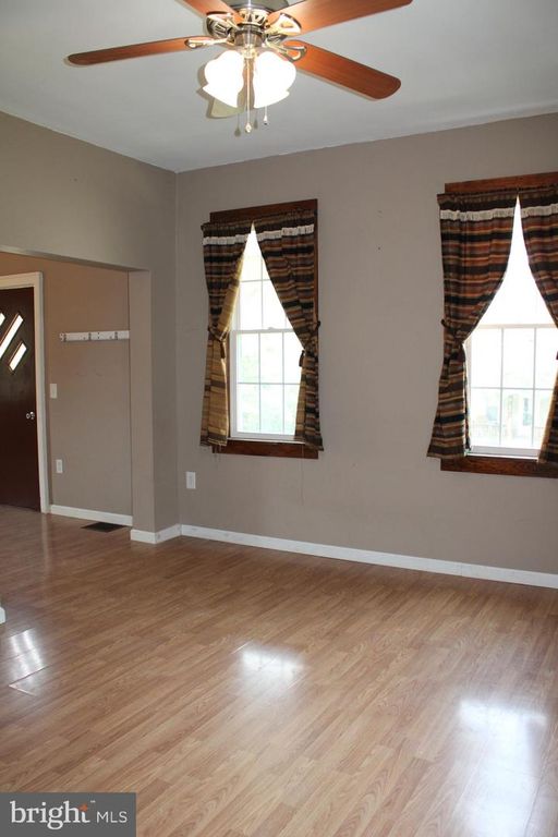 Image 28 of property listing at 550 WINIFRED RD, Cumberland, MD 21502