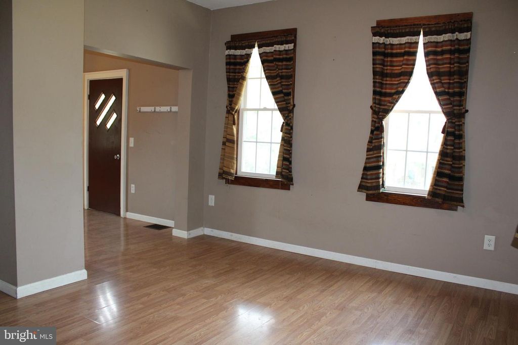 Image 30 of property listing at 550 WINIFRED RD, Cumberland, MD 21502