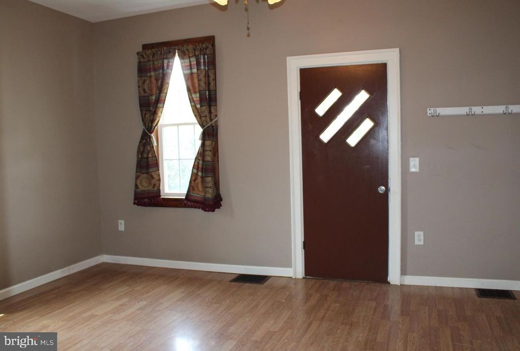 Image 31 of property listing at 550 WINIFRED RD, Cumberland, MD 21502