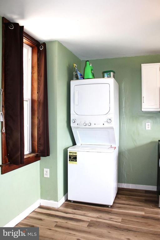 Image 38 of property listing at 550 WINIFRED RD, Cumberland, MD 21502