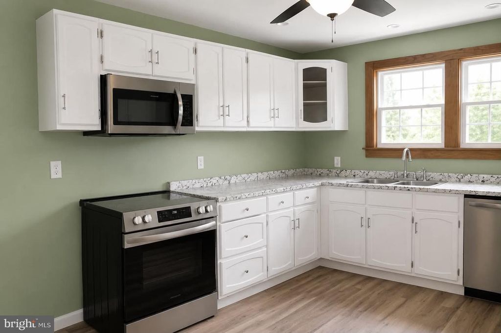 Image 42 of property listing at 550 WINIFRED RD, Cumberland, MD 21502