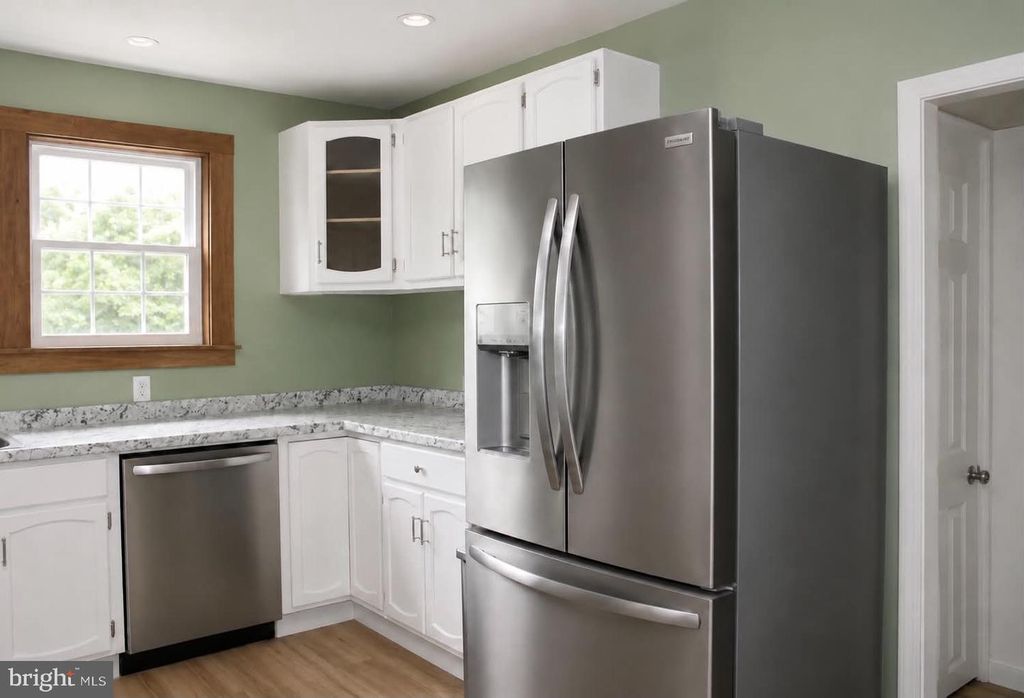Image 43 of property listing at 550 WINIFRED RD, Cumberland, MD 21502