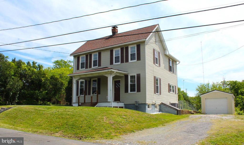 Image 6 of property listing at 550 WINIFRED RD, Cumberland, MD 21502