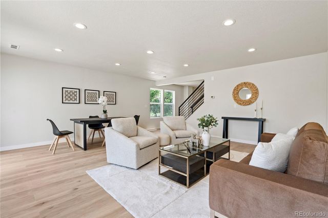 7810 S Kittredge Circle, Englewood, CO 80112
