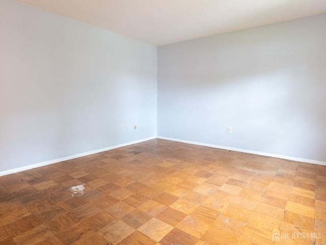 52 Garden View Terrace 19, East Windsor, NJ 08520
