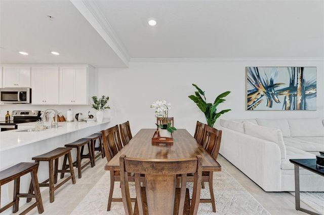 5685 PALMER CIRCLE 105, Bradenton, FL 34211