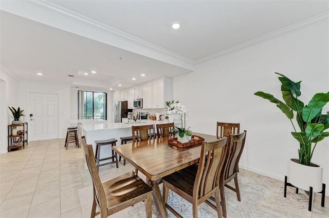 5685 PALMER CIRCLE 105, Bradenton, FL 34211