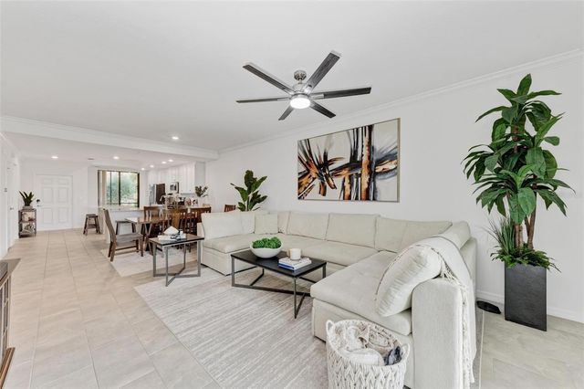 5685 PALMER CIRCLE 105, Bradenton, FL 34211