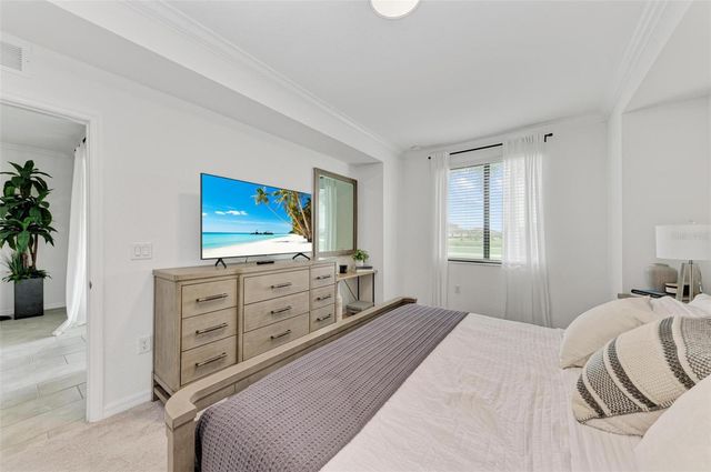 5685 PALMER CIRCLE 105, Bradenton, FL 34211