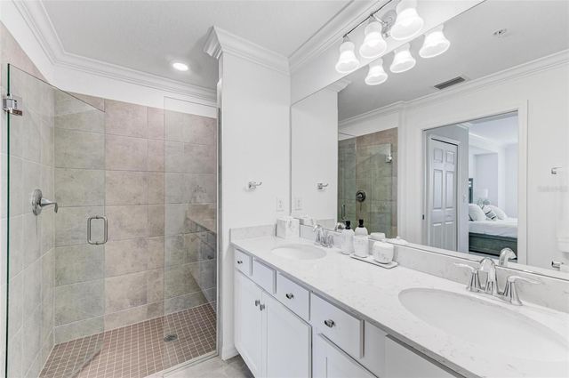 5685 PALMER CIRCLE 105, Bradenton, FL 34211