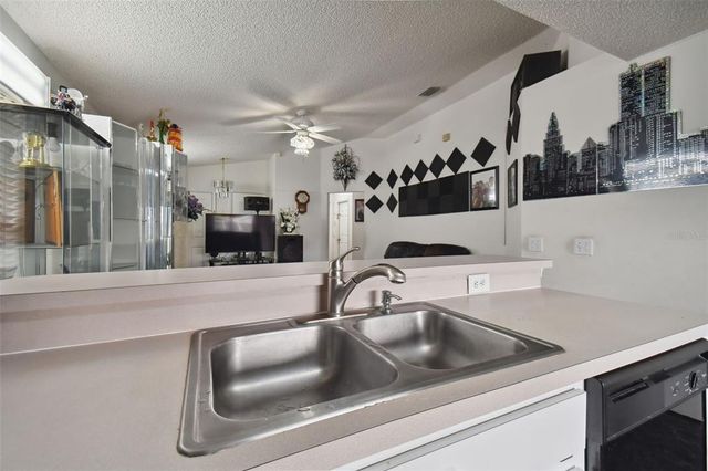 6108 LANSHIRE DRIVE, Tampa, FL 33634
