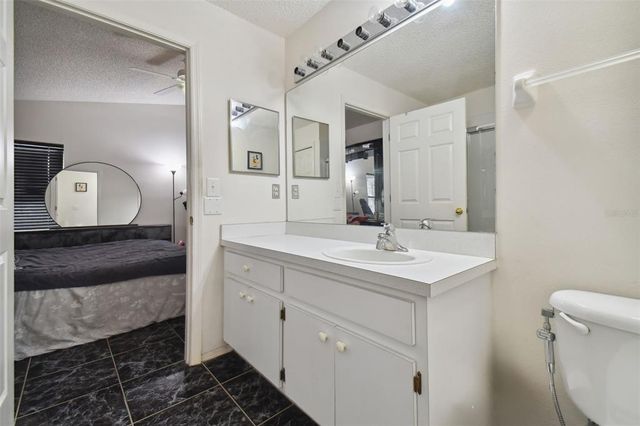 6108 LANSHIRE DRIVE, Tampa, FL 33634
