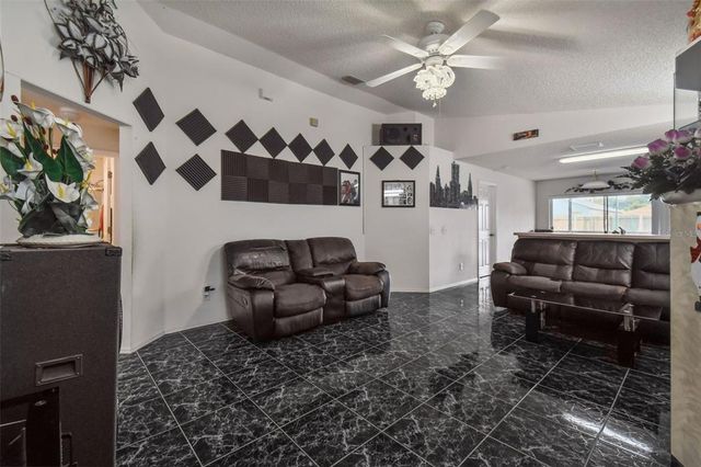 6108 LANSHIRE DRIVE, Tampa, FL 33634