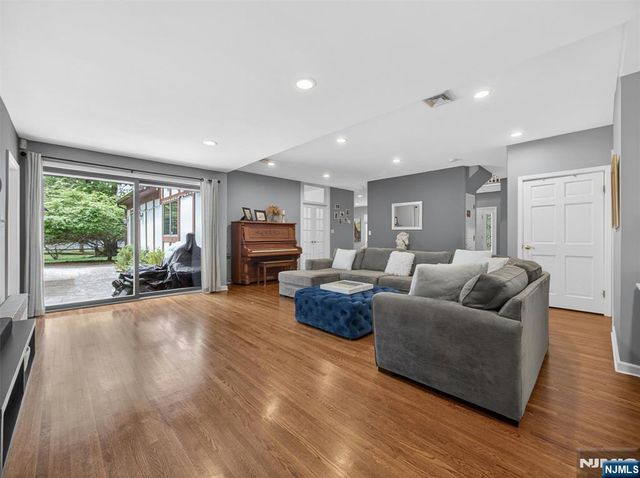 36 Grove Street, Ramsey, NJ 07446