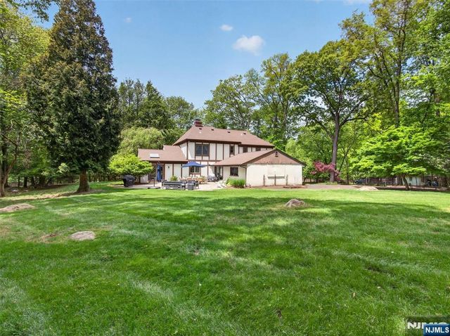 36 Grove Street, Ramsey, NJ 07446