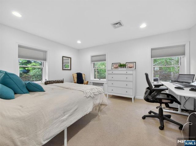 36 Grove Street, Ramsey, NJ 07446