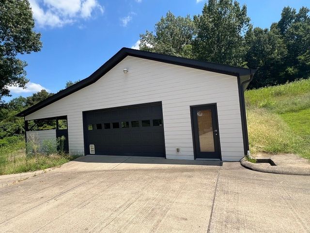 12273 Manchester Pike, Christiana, TN 37037