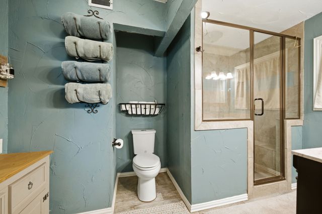 1704 S Houston Street, Kaufman, TX 75142