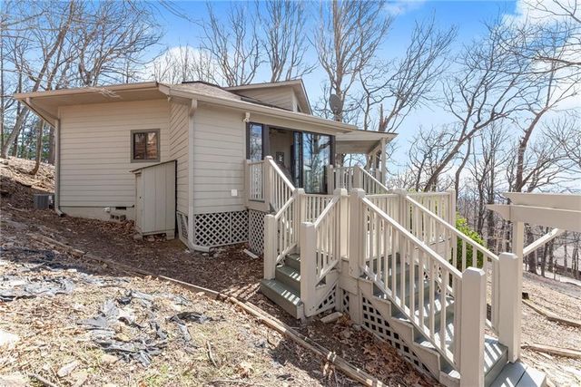 28 Little Hendricks Mountain Circle, Jasper, GA 30143