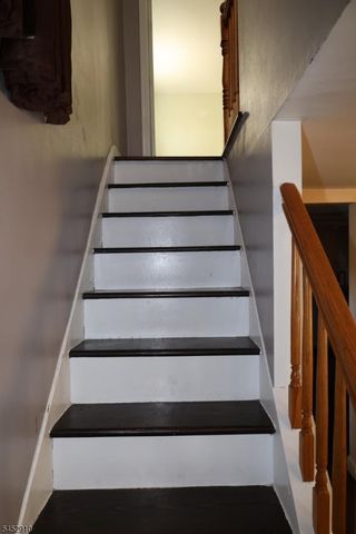 28 Warren St, North Plainfield Boro, NJ 07060