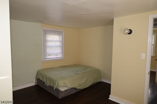 28 Warren St, North Plainfield Boro, NJ 07060