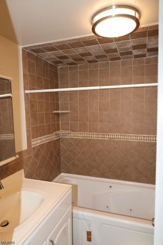 28 Warren St, North Plainfield Boro, NJ 07060