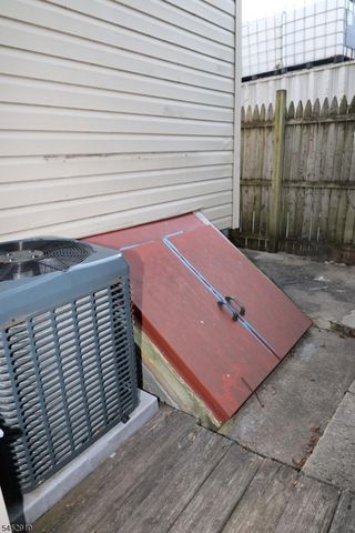 28 Warren St, North Plainfield Boro, NJ 07060