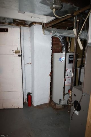 28 Warren St, North Plainfield Boro, NJ 07060
