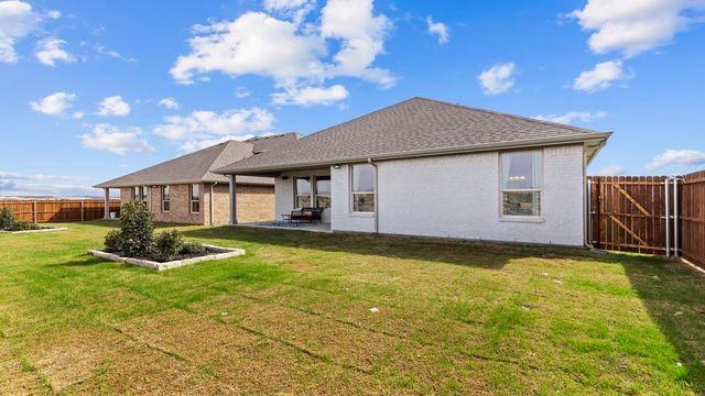8612 BUR OAK Drive, Justin, TX 76247