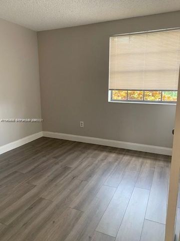 840 Independence Drive 840F, Homestead, FL 33034