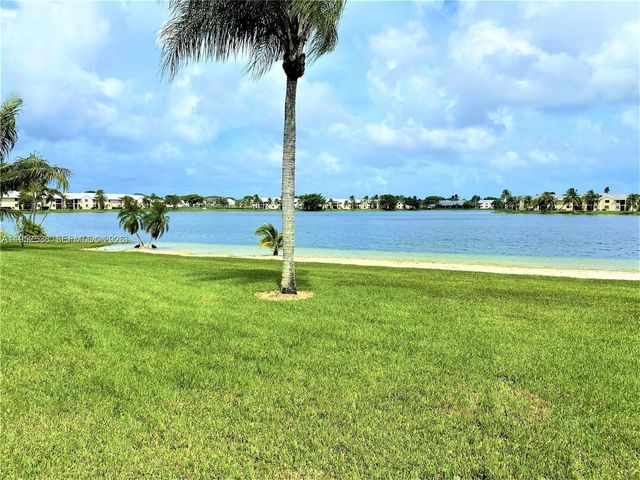 840 Independence Drive 840F, Homestead, FL 33034