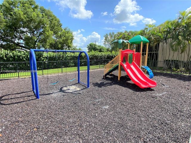 840 Independence Drive 840F, Homestead, FL 33034