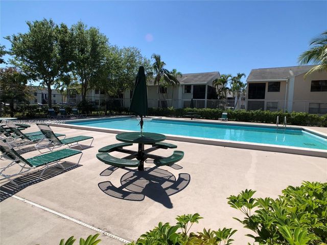840 Independence Drive 840F, Homestead, FL 33034